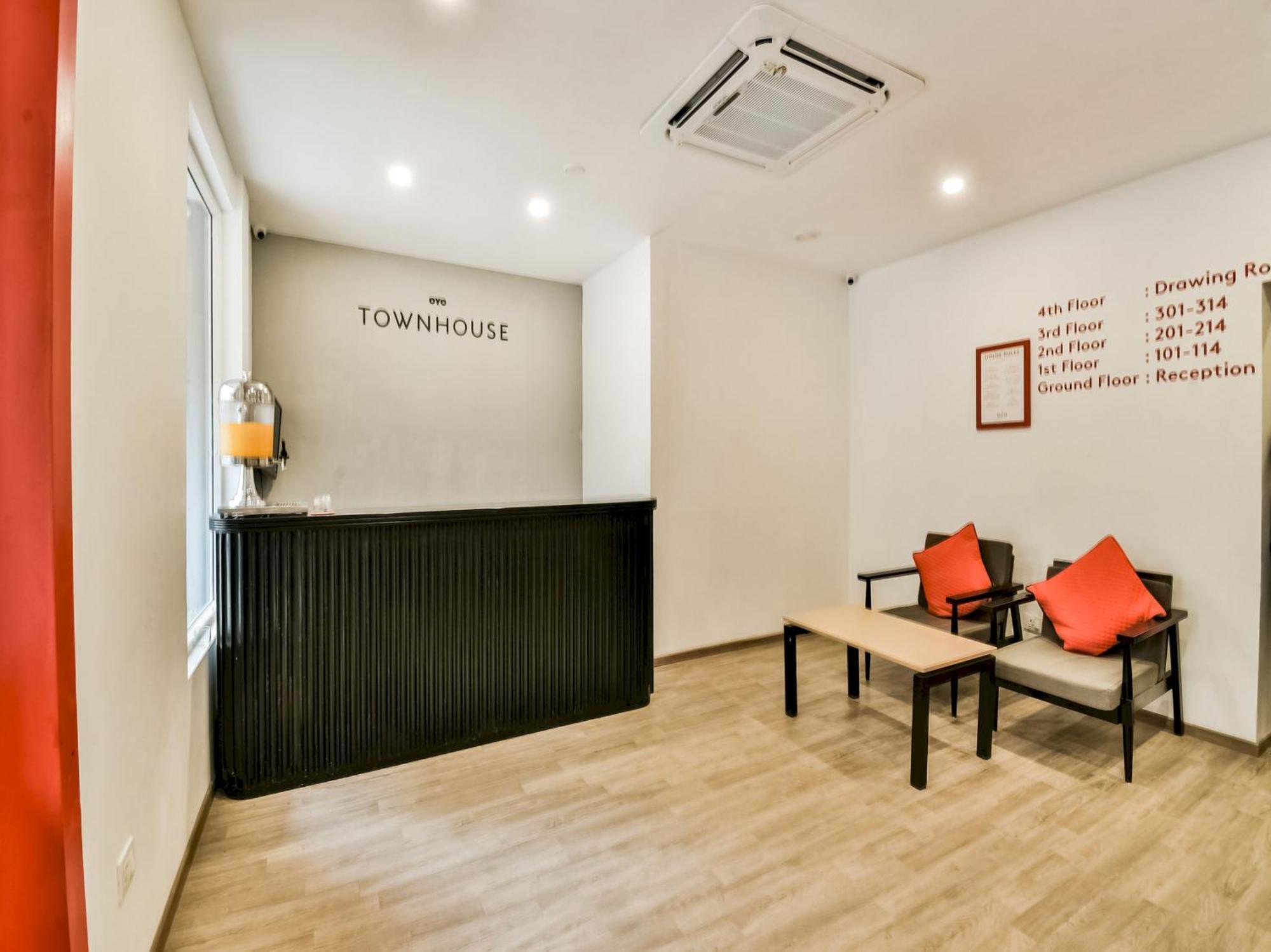 Super Townhouse Menka Hotel Patna  Exterior photo